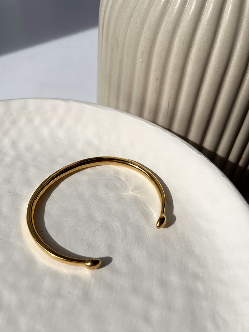 The Everyday Teardrop Bangle - Medi Safe by Arabesques Jewels 